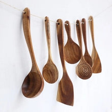 Load image into Gallery viewer, Solid Wood Cutlery Set