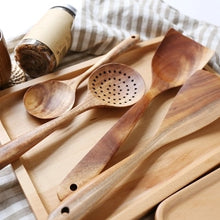 Load image into Gallery viewer, Solid Wood Cutlery Set