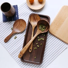Load image into Gallery viewer, Solid Wood Cutlery Set