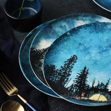 Load image into Gallery viewer, Hand-Painted Creative Dish
